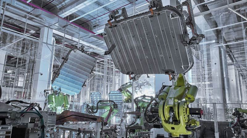 Audi is the first automobile manufacturer worldwide to receive a certificate from the Aluminium Stewardship Initiative (ASI).