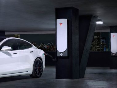 The new V3 superchargers use a thinner cable than the V2 but the plugs remain the same. Source: Tesla