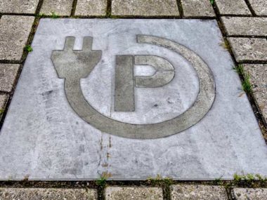 Source: Pixabay/Mabel Amber