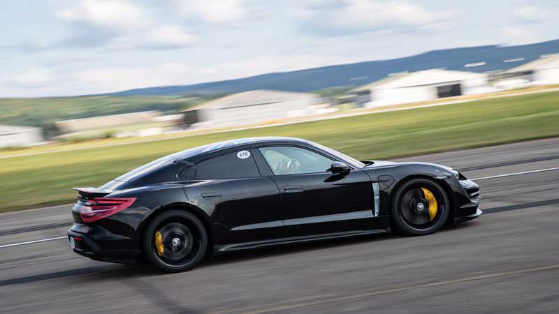 porsche taycan