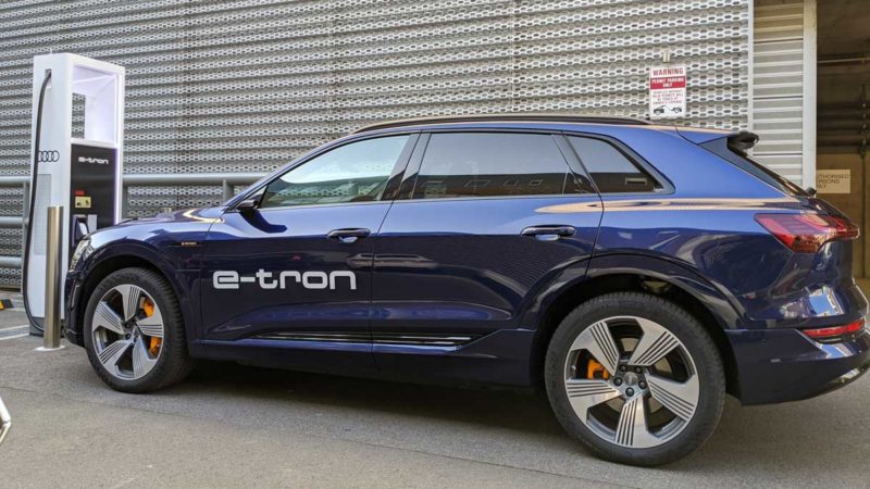 audi e-tron quattro 55