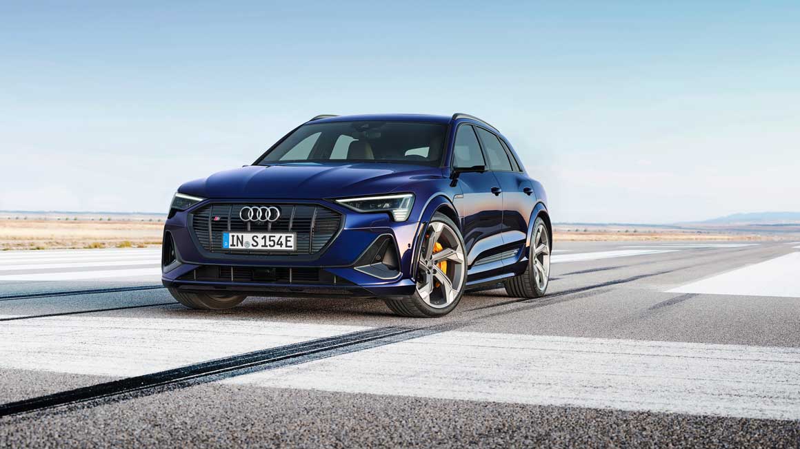 Audi e-tron S. Supplied