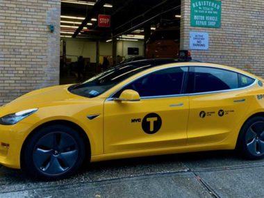 tesla model 3 taxi