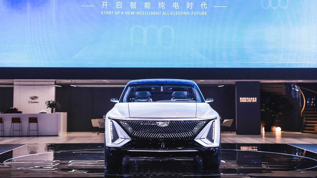 cadillac lyriq