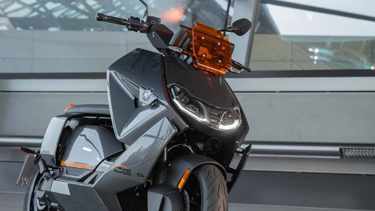 First-ever BMW CE 04 scooter set to electrify Australian market in 2022