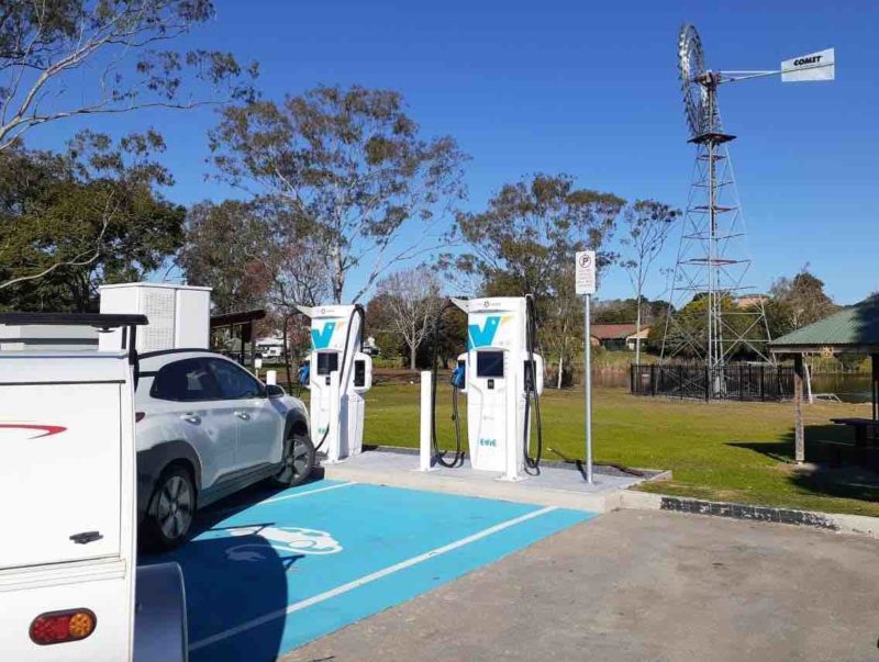Fast chargers at Macksville