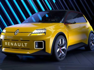 The Renault 5 prototype meets its siblings at the Munich Motor Show