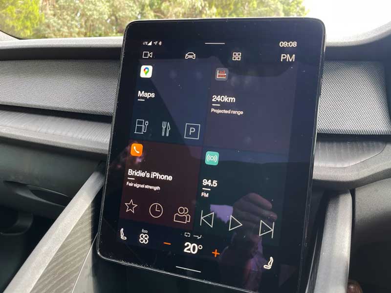 Polestar 2 touchscreen
