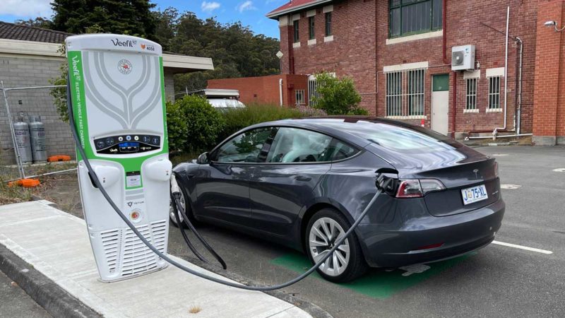 Long Range Model 3 charging at Geeveston, Tasmania. Image: Bridie Schmidt
