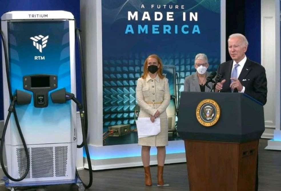 Tritium CEO Jane Hunter stands next to president Joe Biden. Source: LinkedIn