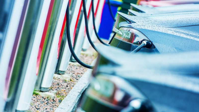 The Victorian government will add 400 new zero emissions vehicles to its fleet. (Photo credit: Canva).