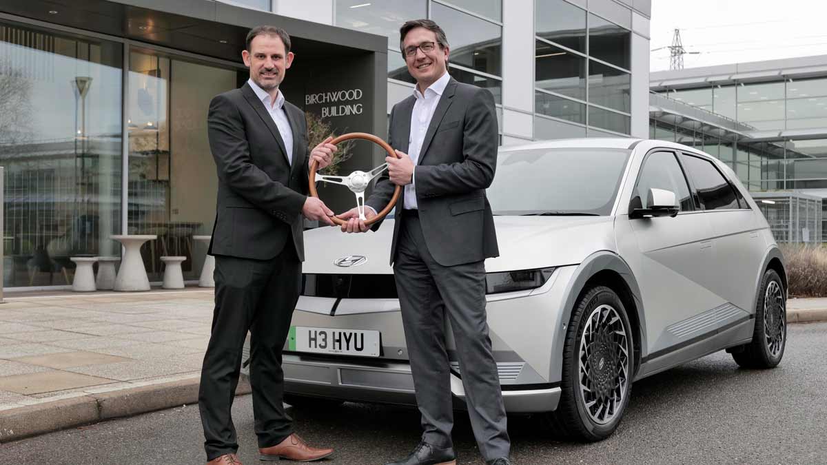 John Challen, Editor and Managing Director at UK Car of the Year and Ashley Andrew, Managing Director at Hyundai Motor UK
