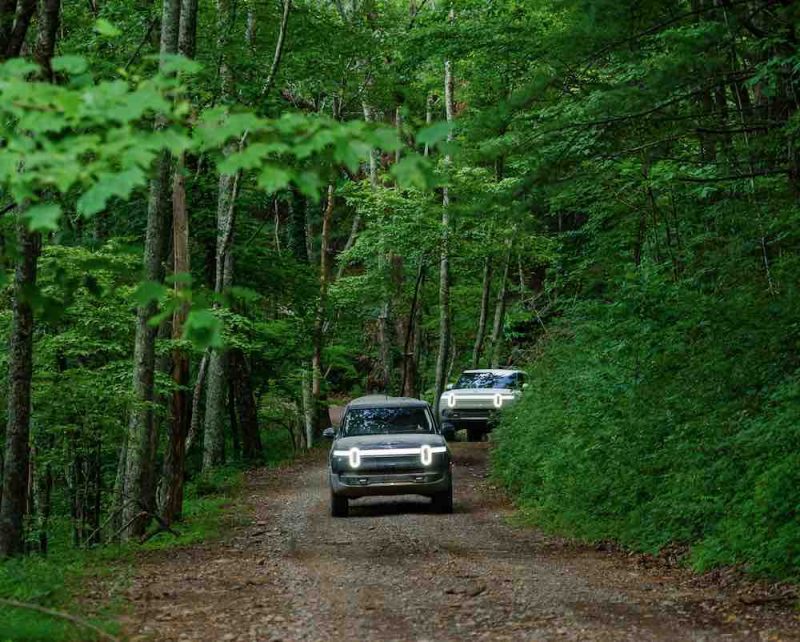 rivian pick-ups