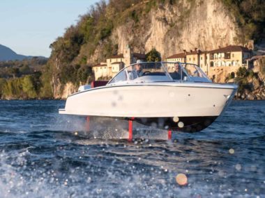 candela electric boat