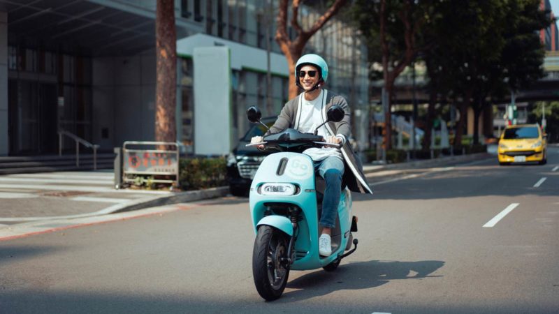 gogoro moped