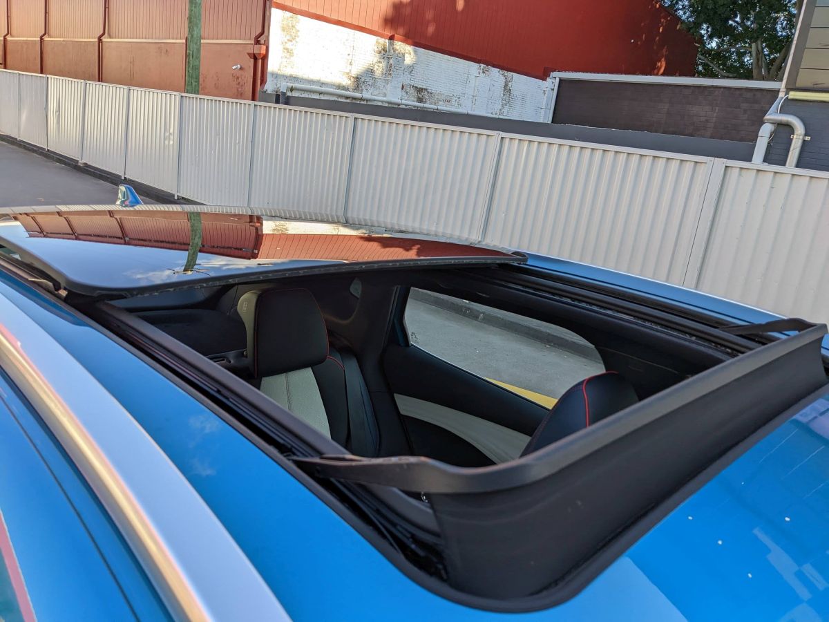 BYD Atto 3 Sunroof Open