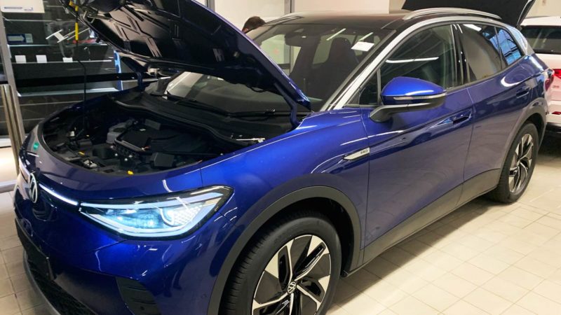 Volkswagen ID.4 Pro. Supplied