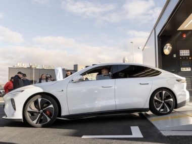 Nio Battery Swap Sweden ET7 Reversing