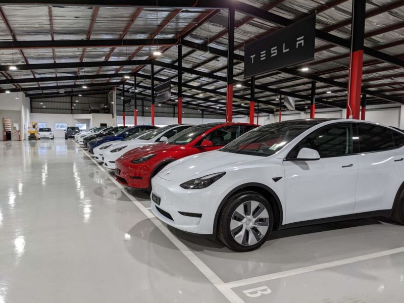 Tesla Mulgrave Nov 2022 Vehicles Parked
