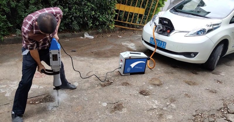 Setec brand CHAdeMO V2L adaptor in use. Image: Setec Power