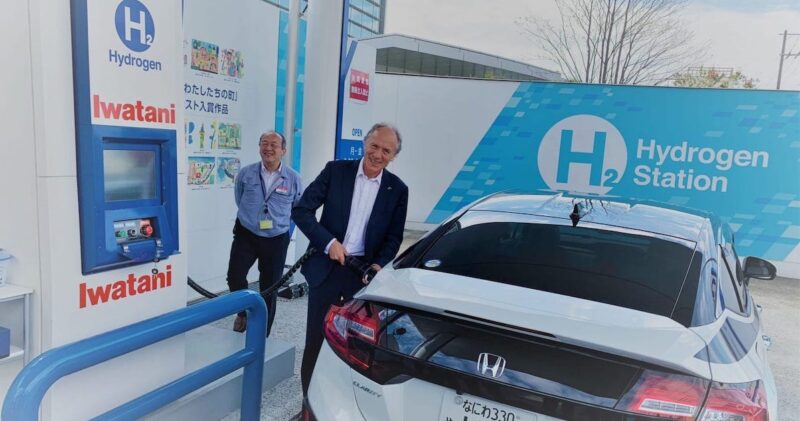 Alan Finkel hydrogen car