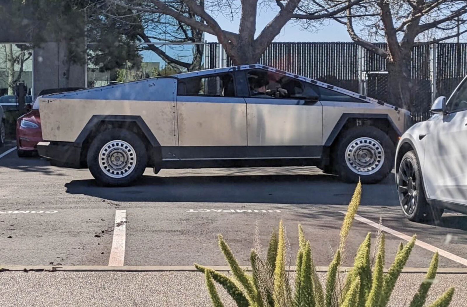 Tesla Cybertruck now testing with steel wheels and lots of sensors