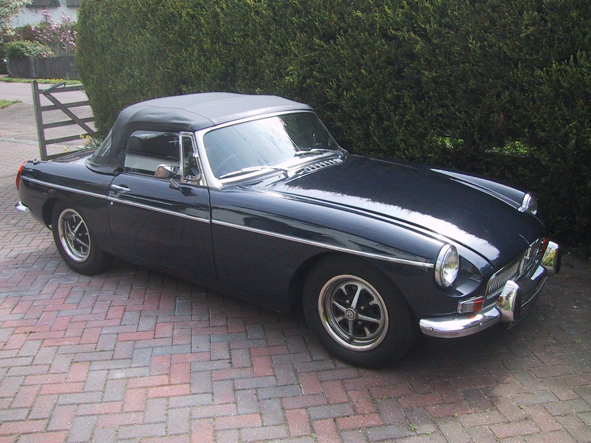 1973 MGB.  Obrázek: Wikimedia Commons.