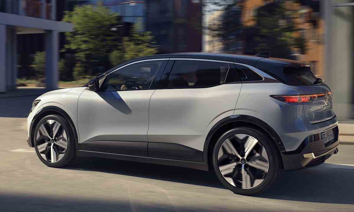 Megane E-Tech (Left-hand drive)