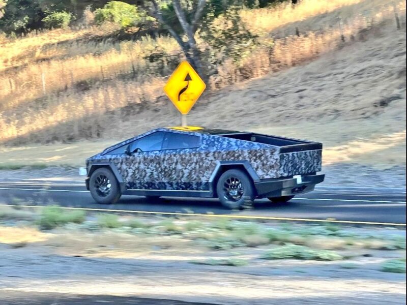 Tesla Cybertruck Spotted With Camouflage Wrap Sparks - vrogue.co