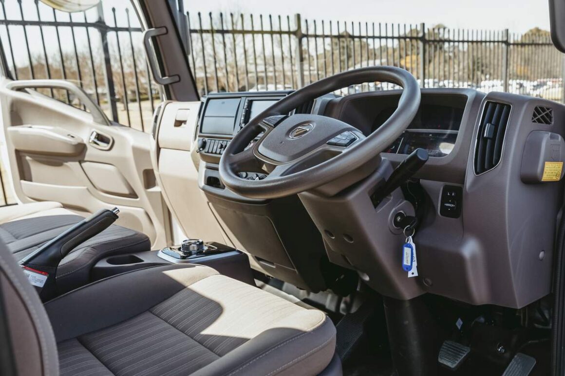 Foton T5 Tipper Interior