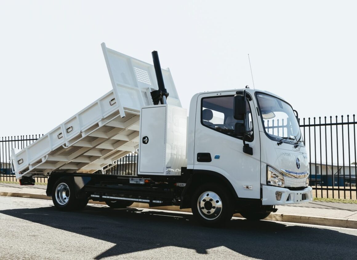 Foton T5 Tipper Side