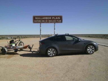 Model Y trailer Nullarbor