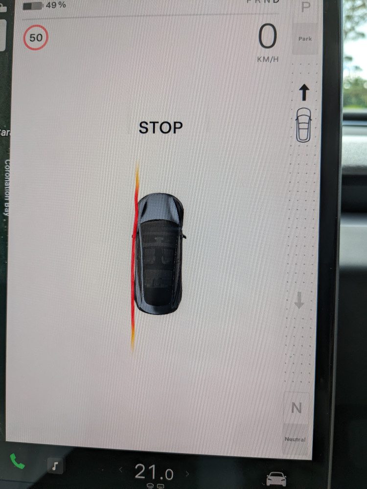 Subtle Mastery: The Magnetic Glove Box in the Tesla Model 3 Highland Refresh