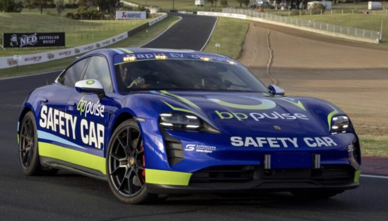 Porsche safety car supercar