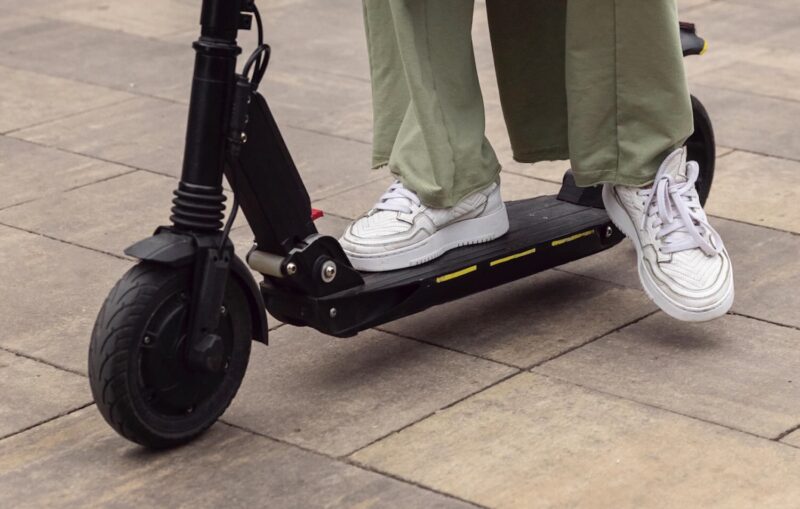 e-scooter woman