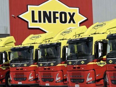 volvo trucks linfox