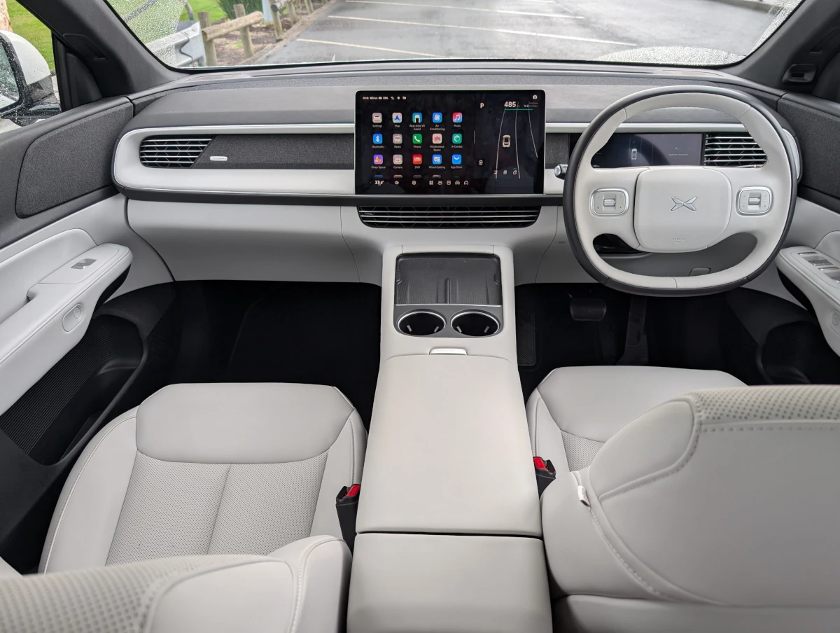 XPeng G6 front seats and dash. Source: Tim Eden