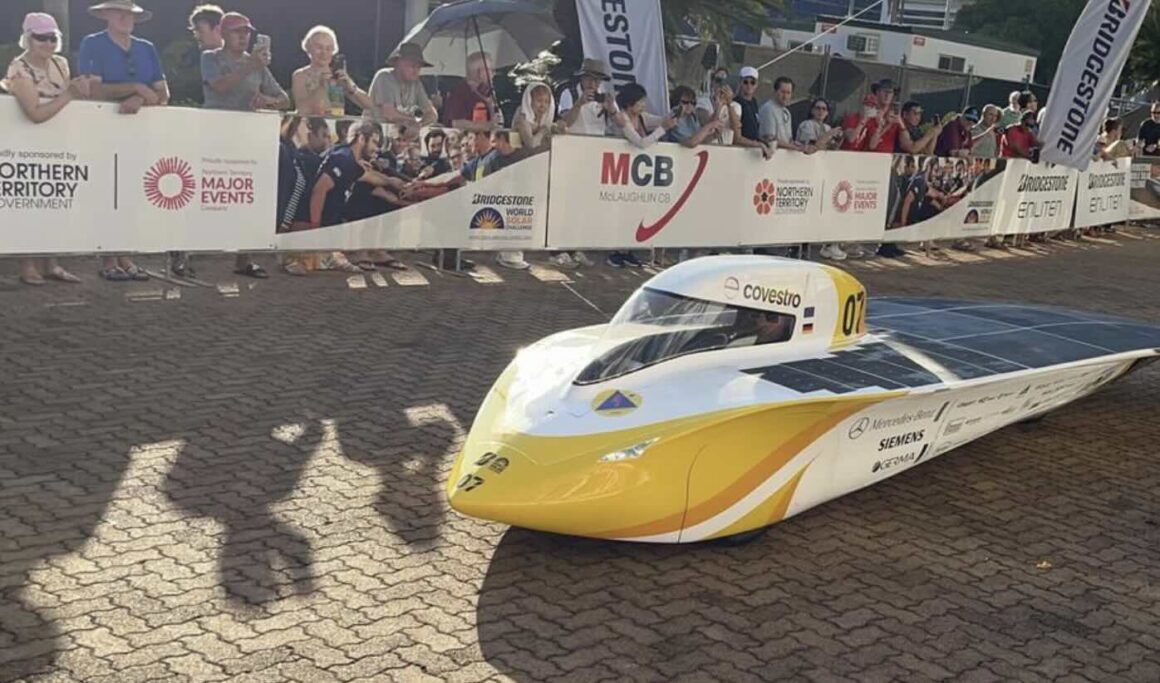 Germany's Team Sonnenwagen was first to be waved off for the 3000 km journey, powered by the sun. (Lloyd Jones/AAP PHOTOS)