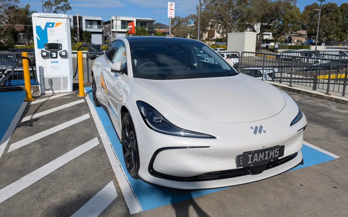 IM5 charging. Source: Tim Eden