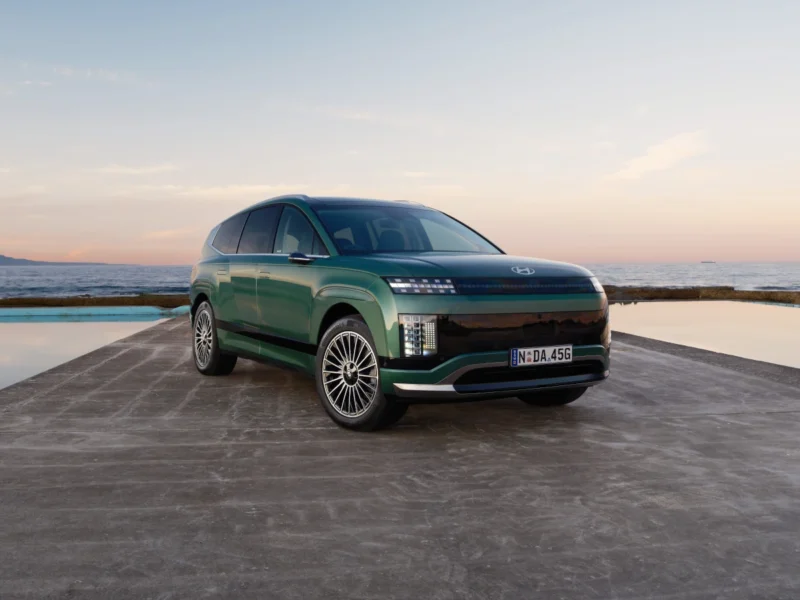 Hyundai Ioniq 9 in Ionosphere Green. Source: Hyundai